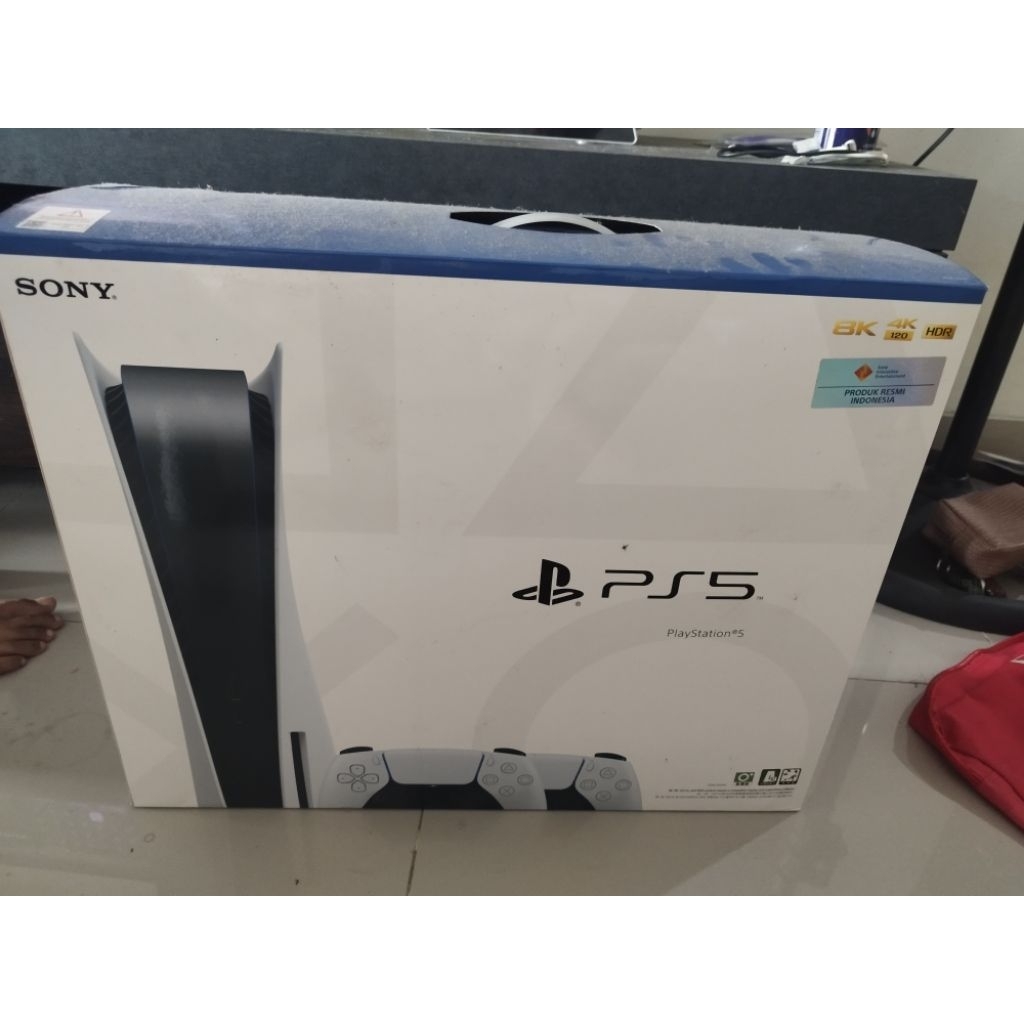 PS 5 FAT  DISC VERSION