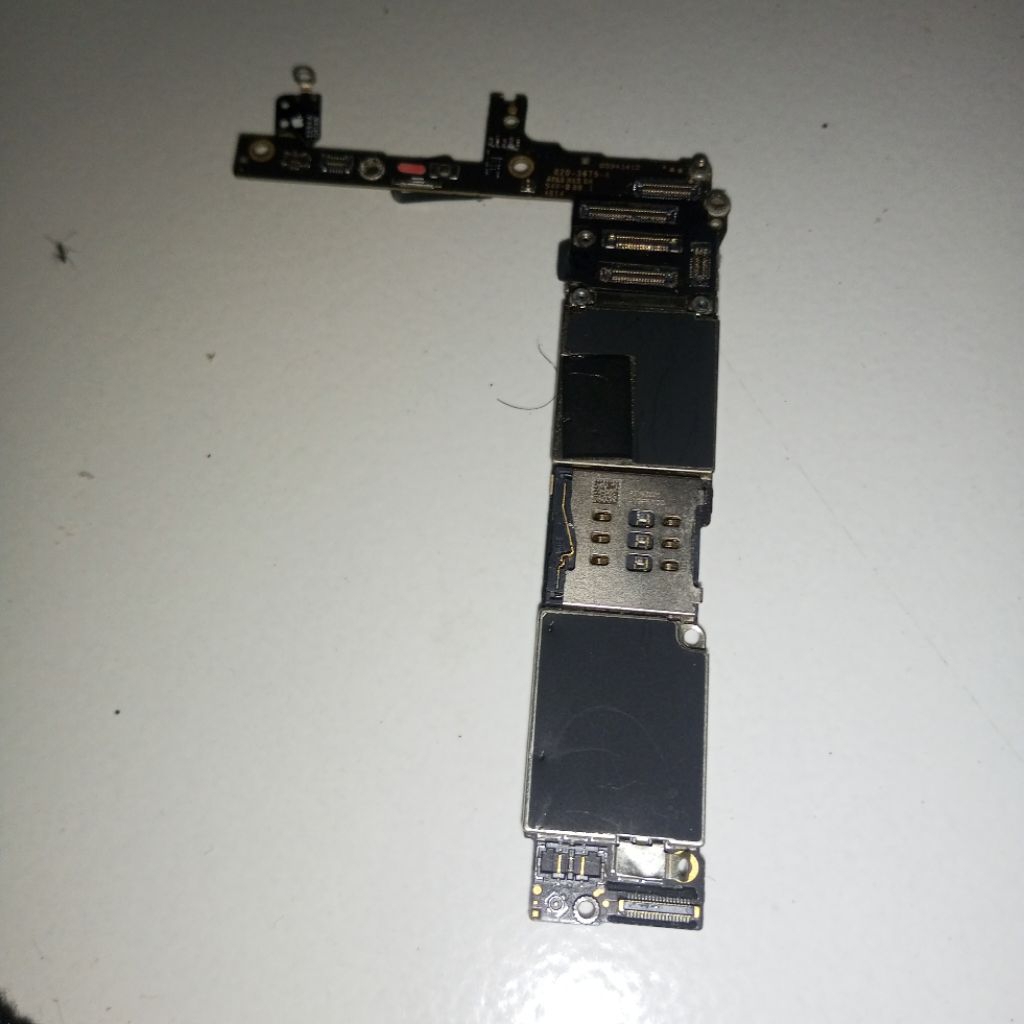 mesin iPhone 6 plus (A1524)-64 GB.normal