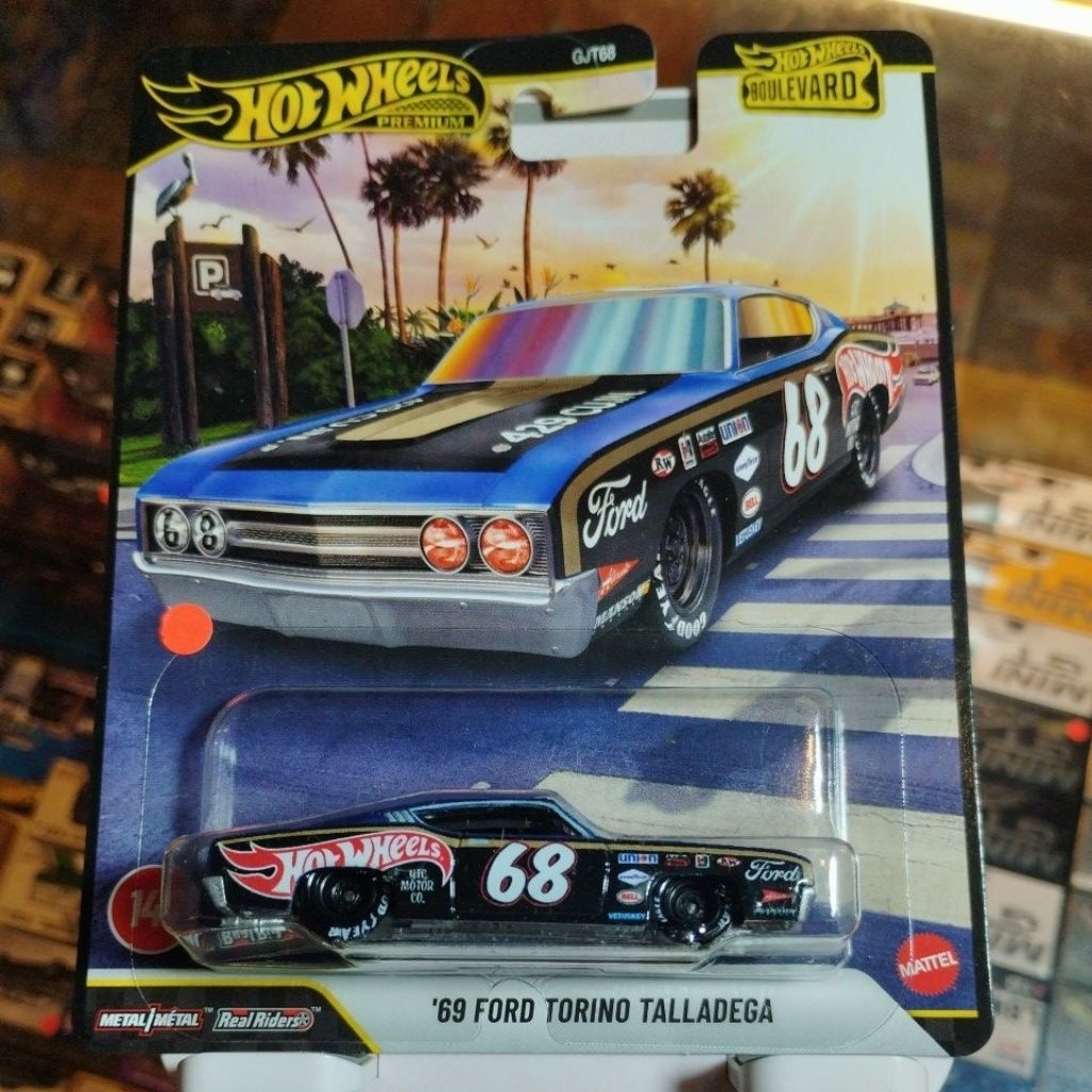 hotwheels '69 FORD TORINA TALLADEGA  BOULEVARD