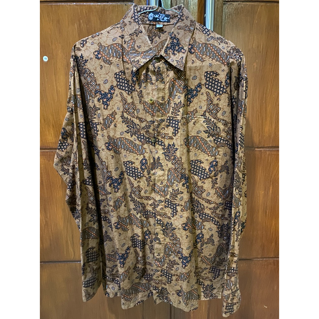 PRELOVED | BATIK PRIA | baju atasan batik pria | Pakaian pria | Batik Pria Warna Coklat