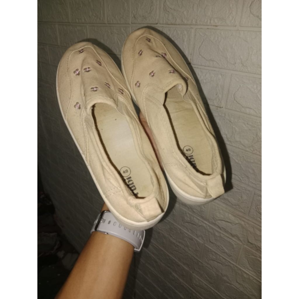 Sepatu slip on wanita original rubi