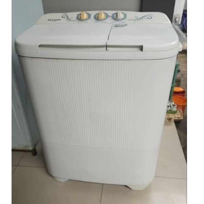 MESIN CUCI 2 TABUNG SHARP EST65MW BEKAS  / SEKEN