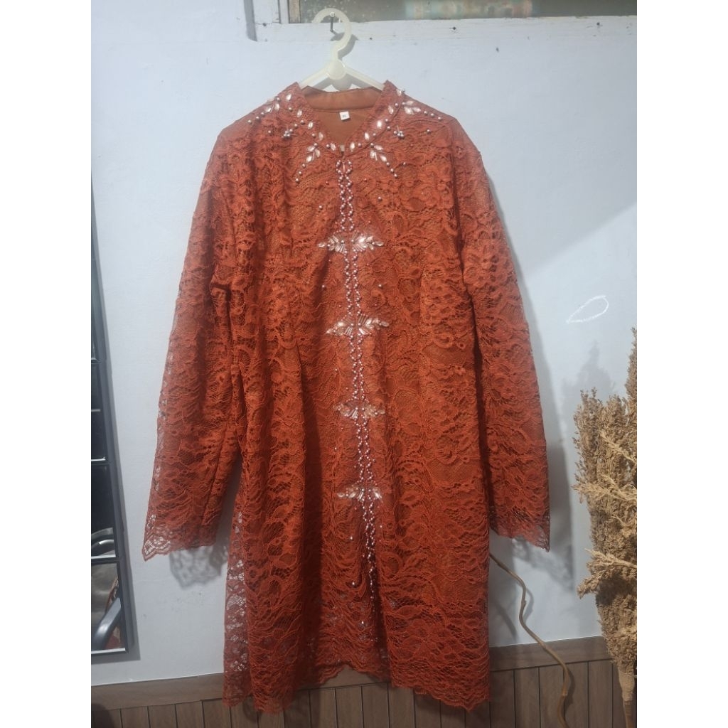 Preloved (PL) Kebaya set Kondangan merah bata