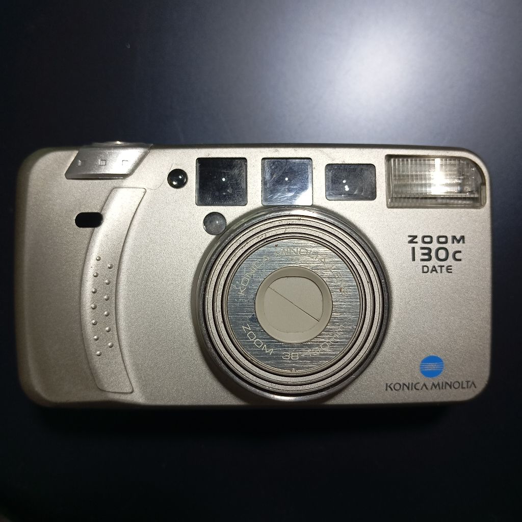 Kamera Analog Konika Minolta Zoom 130C Date
