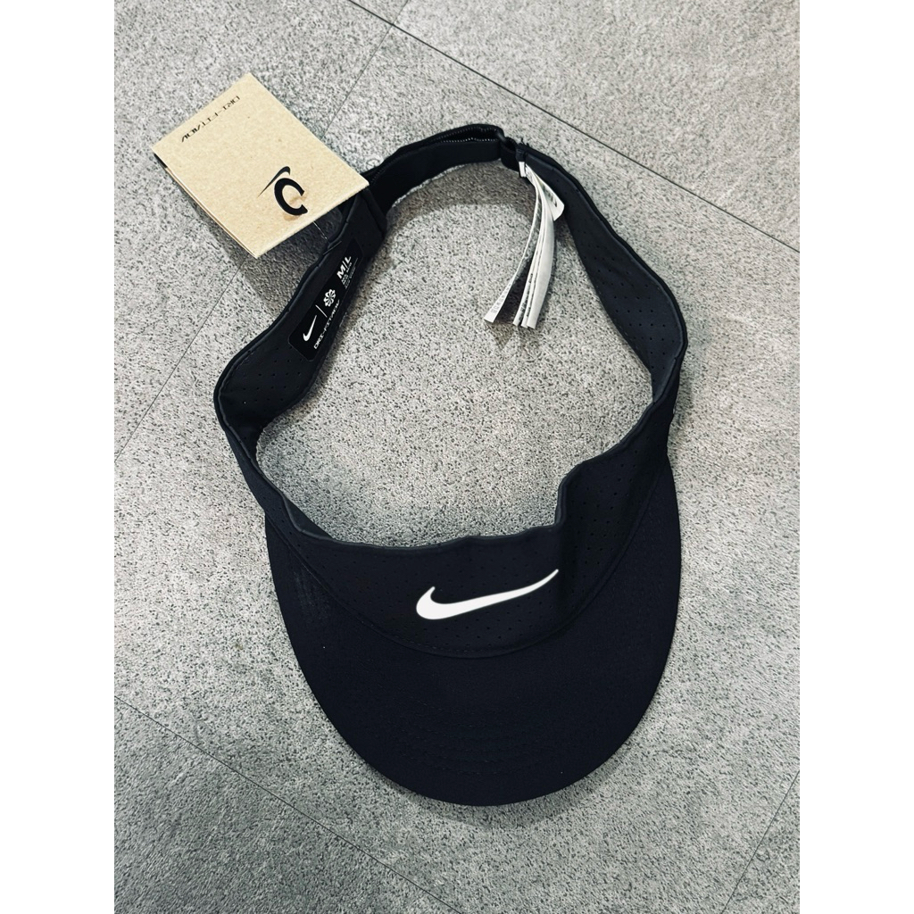TOPI TENNIS NIKE WANITA HITAM