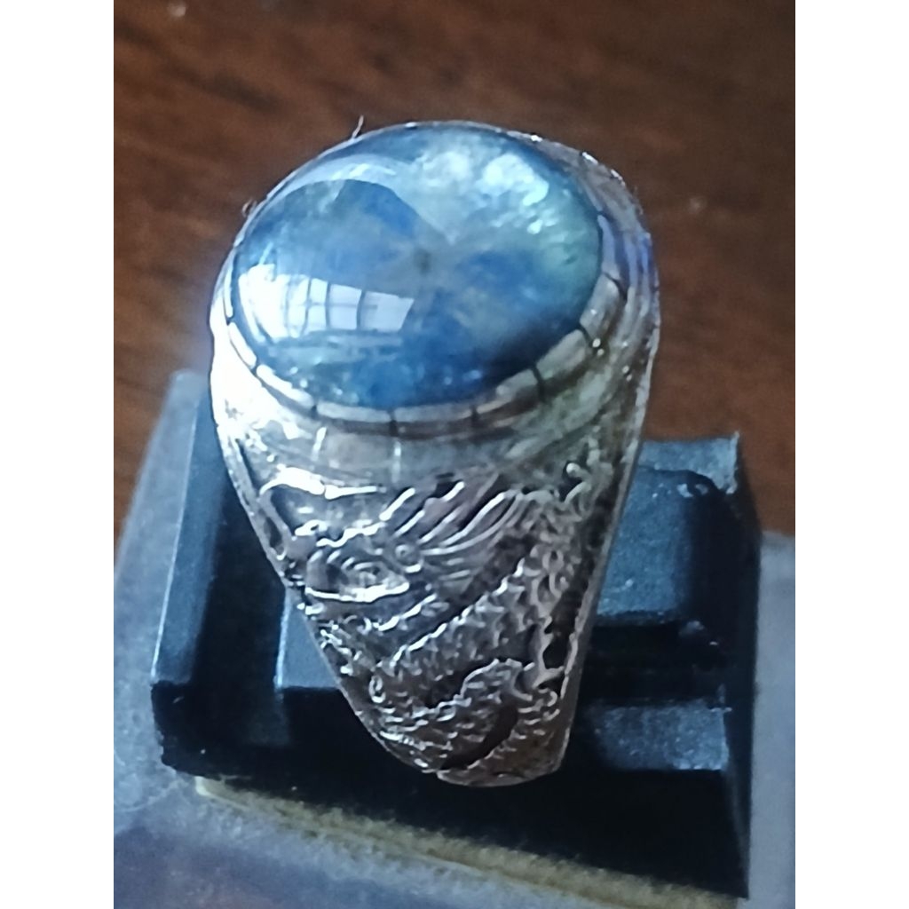 Batu Trapiche sapphire