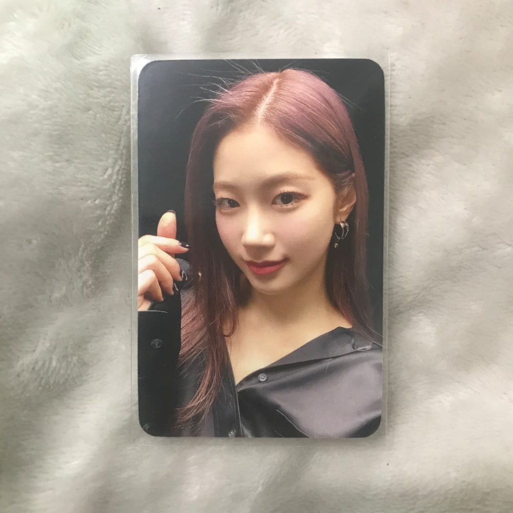 PHOTOCARD OFFICIAL KAZUHA LESSERAFIM POB SHOPEE KPOPMERCH ROUND 2 FEARLESS