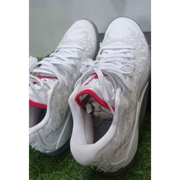 NIKE Sepatu Basket AIR JORDAN ZION 3