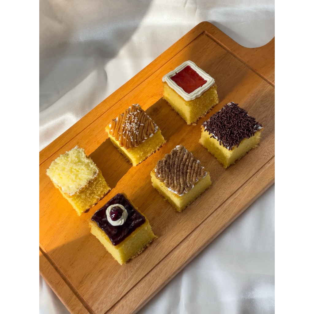 Mini cake premium mix rasa - Bolu potong