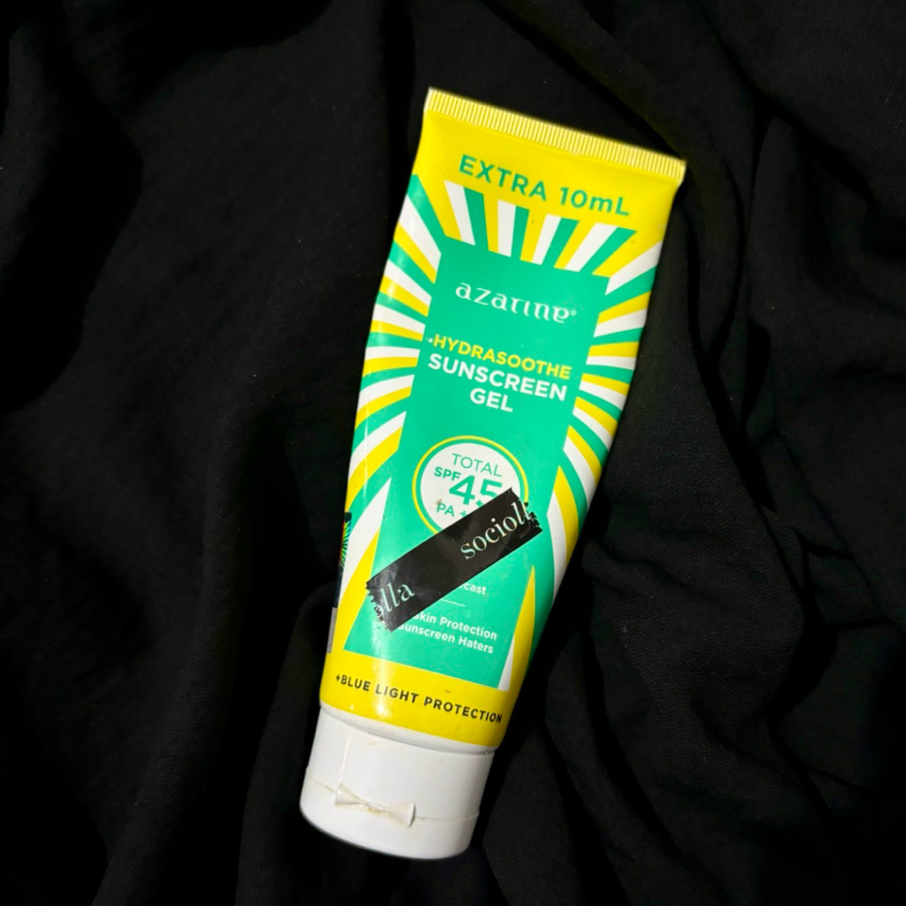 Big Size Preloved Sunscreen Azarine Hydrasoothe Sunscreen Gel SPF 45+ 110ml Original Sociolla Ukuran