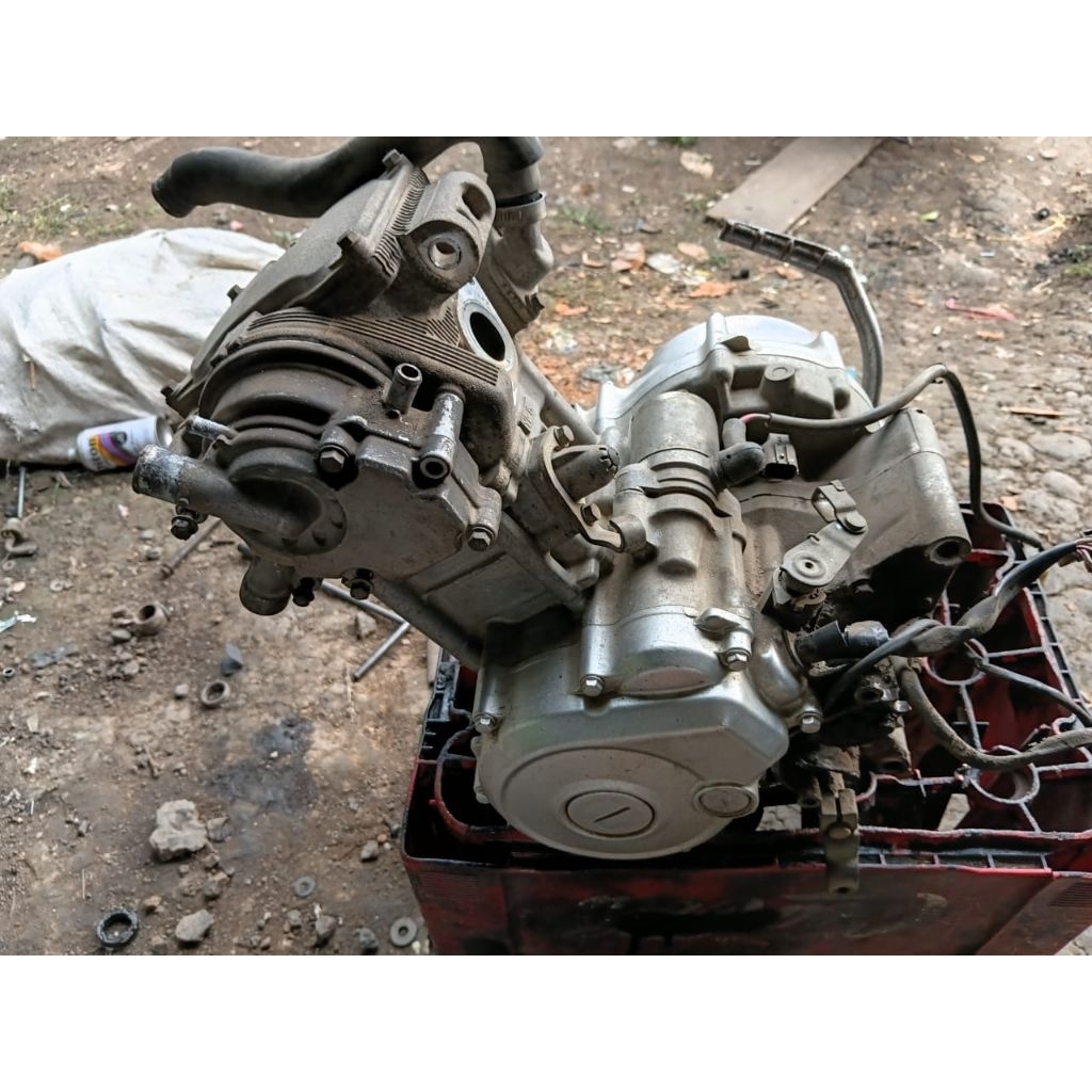 mesin satu set yamaha Vixion New 1PA copotan second original