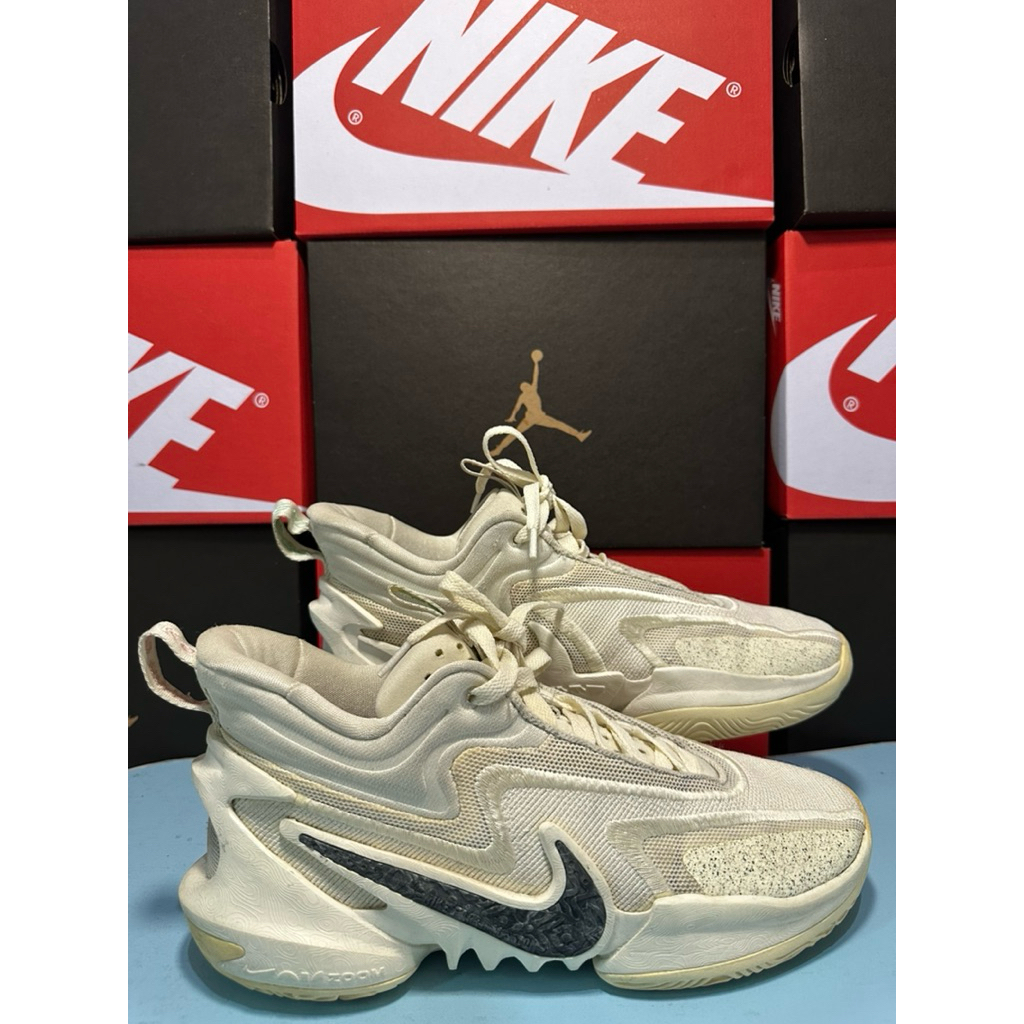 sepatu basket second