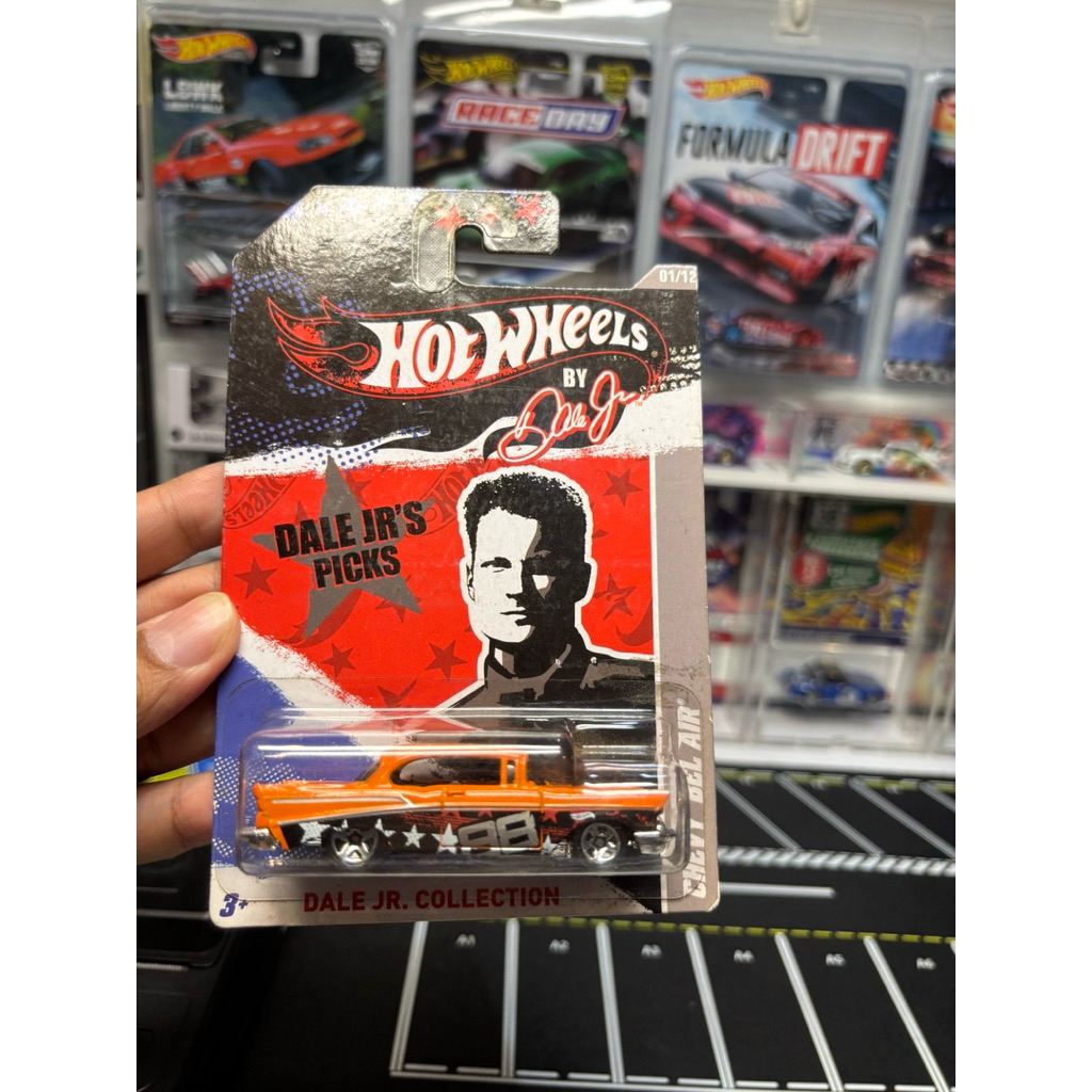 HOTWHEELS DALE JR COLLECTION CHEVY BELL AIR