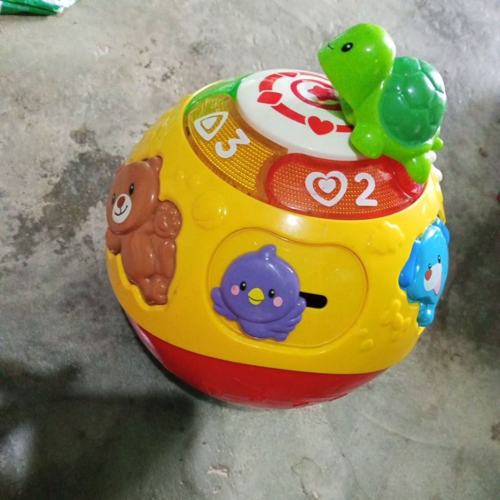 vtech wiggle and crawl ball