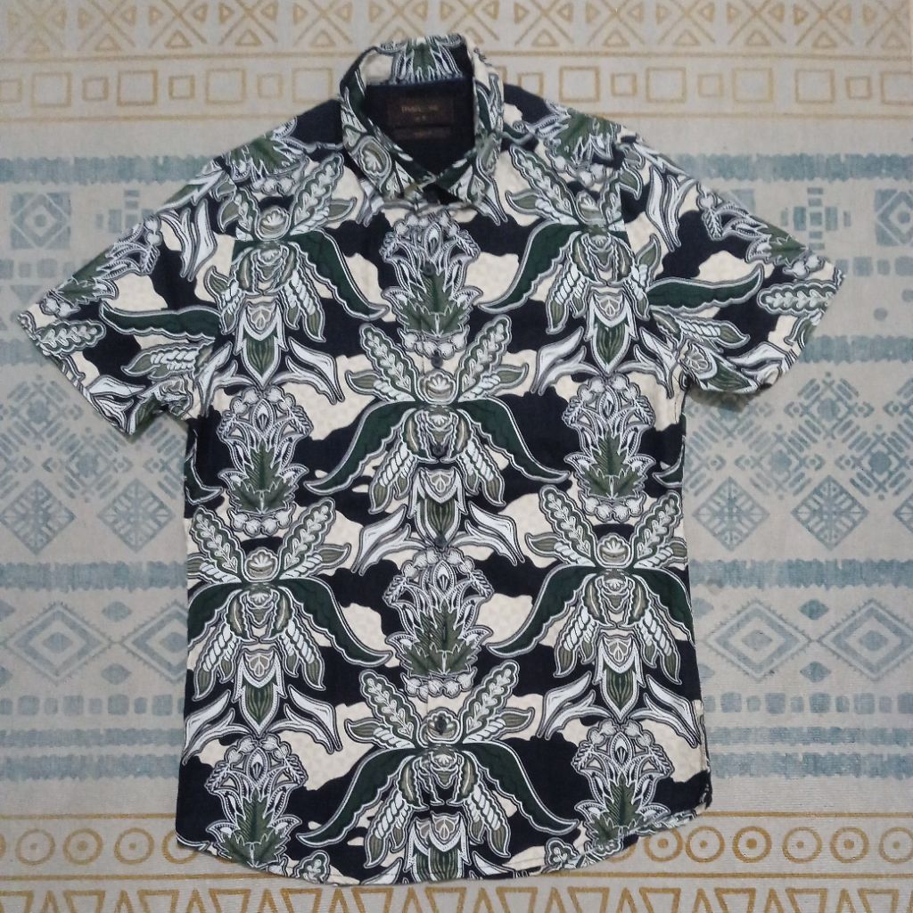 Batik Manzone Slim Fit