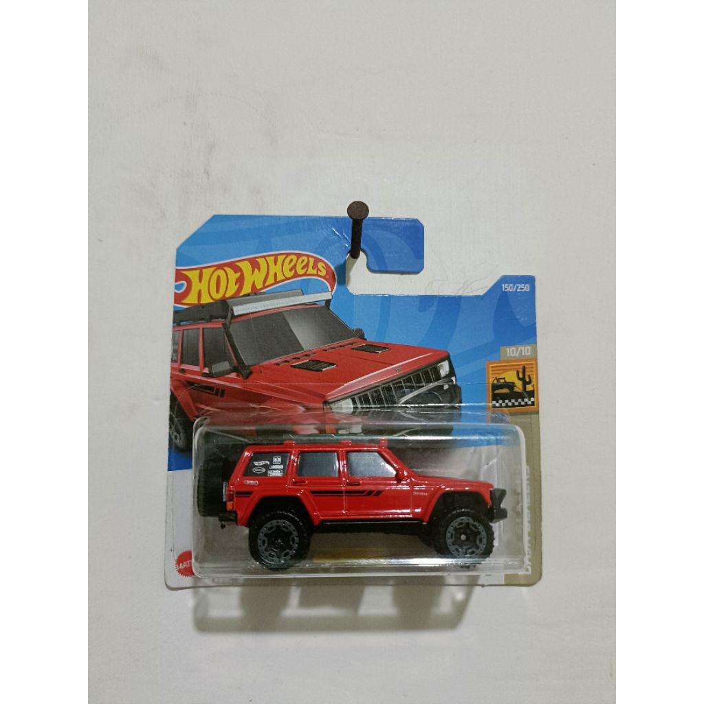 hotwheels Jeep Cherokee 95 card kecil