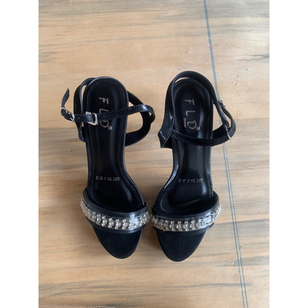 Heels FLD (baru)