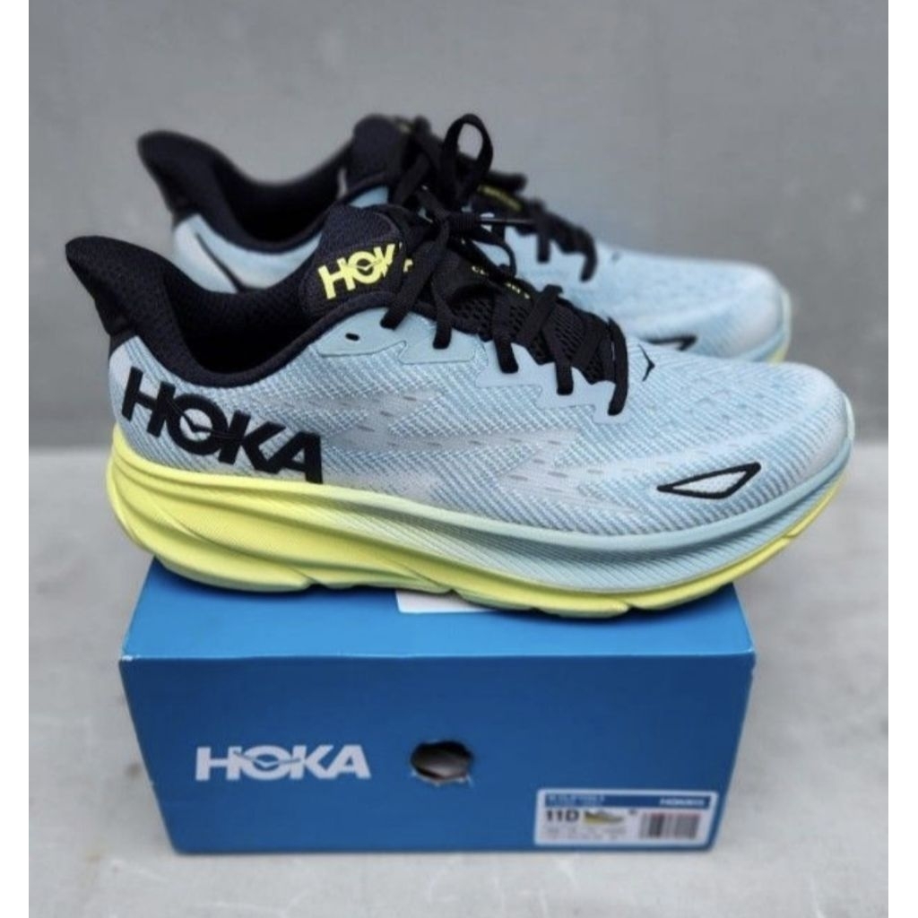 Hoka Clifton 9 Running Shoes