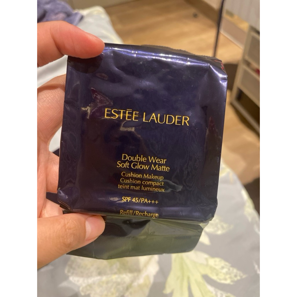 Estee Lauder Double Wear Soft Glow Matte Cushion