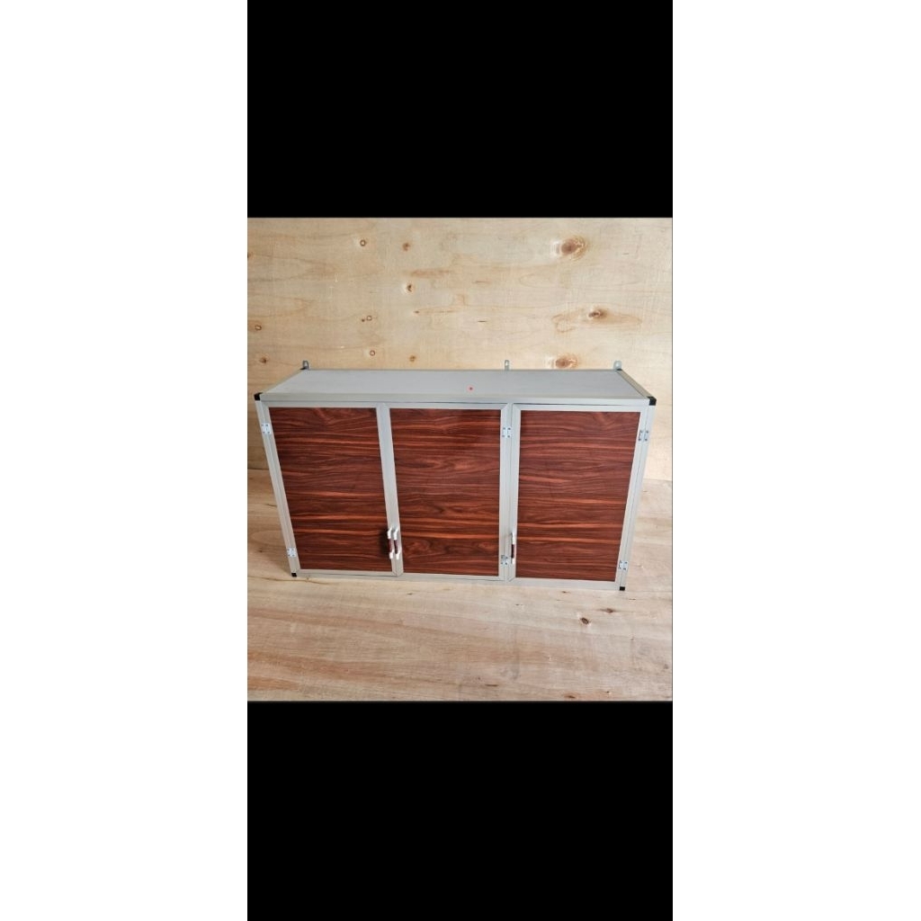 lemari gantung custom khusus