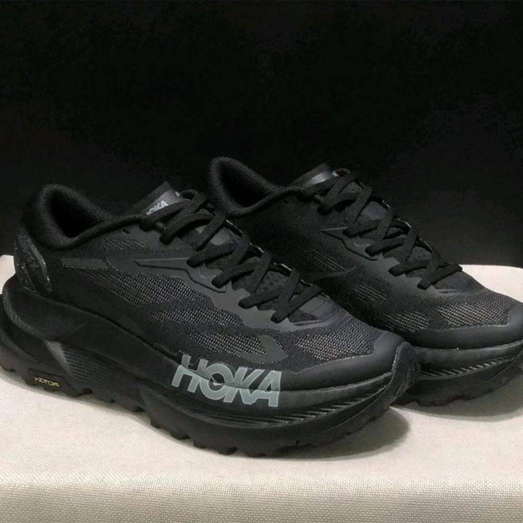 Sepatu Lari HOKA One One Mafate X Black/Black