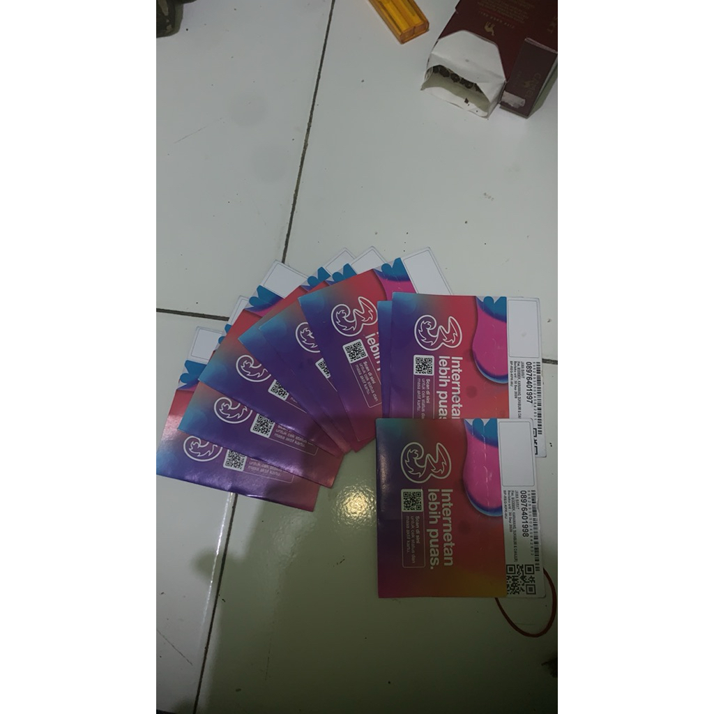 kartu perdana chip only tri/Tsel/byu Aktif tidak perlu registrasi.