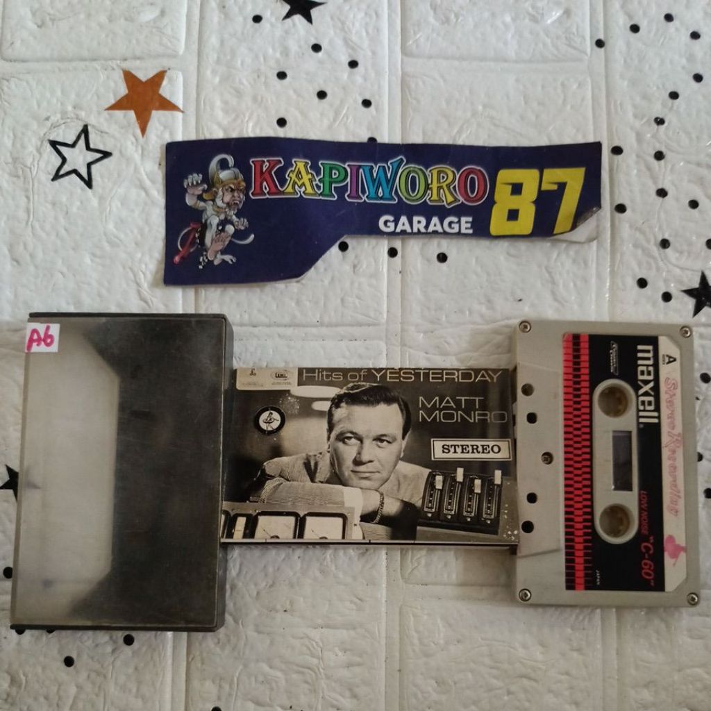 KASET PITA,,,HITS OF YESTERDAY MATT MONRO