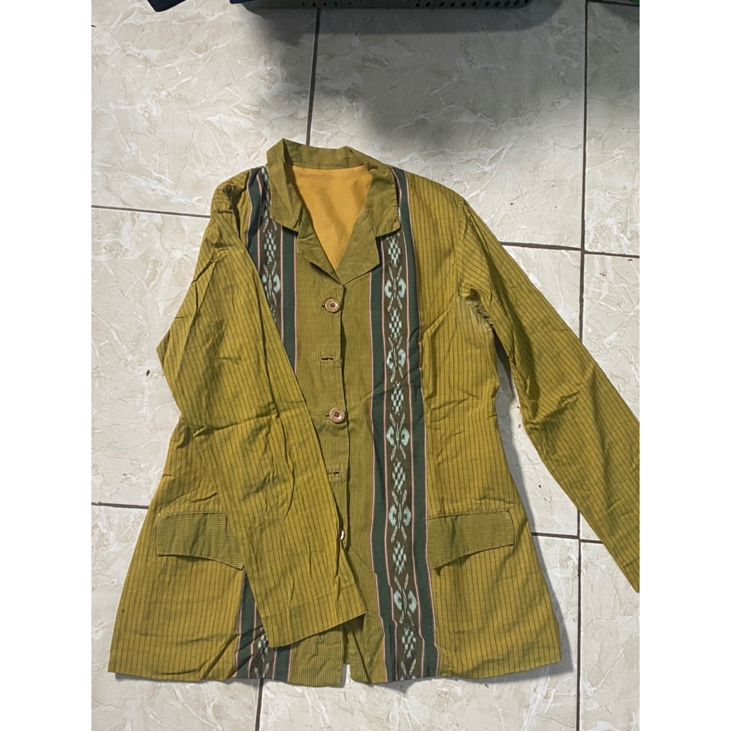 [PRELOVED] Seragam Guru Lurik / Tenun Wanita Kunyit