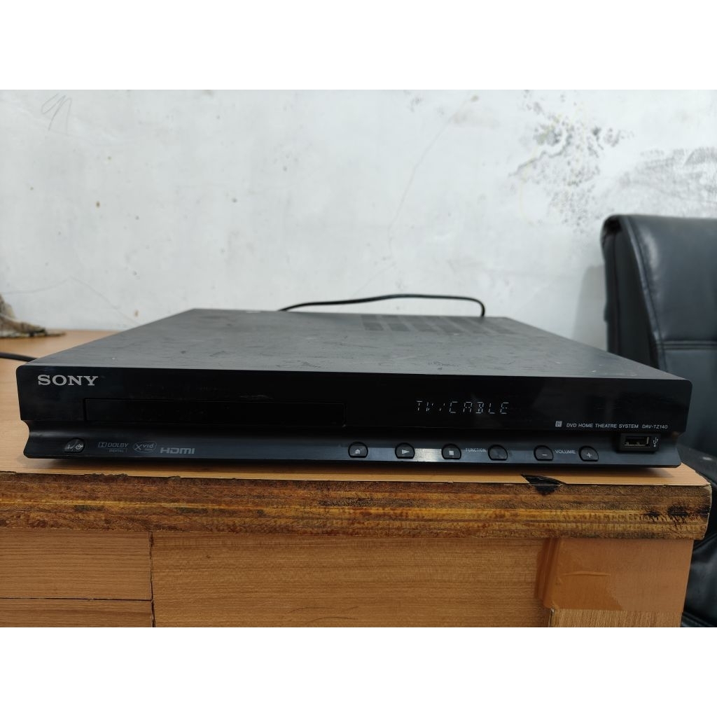 dvd home thetear sony HBD TZ140