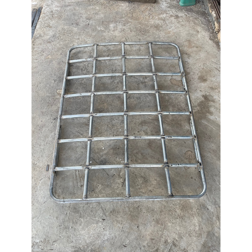 keranjang/bagasi atas mobil