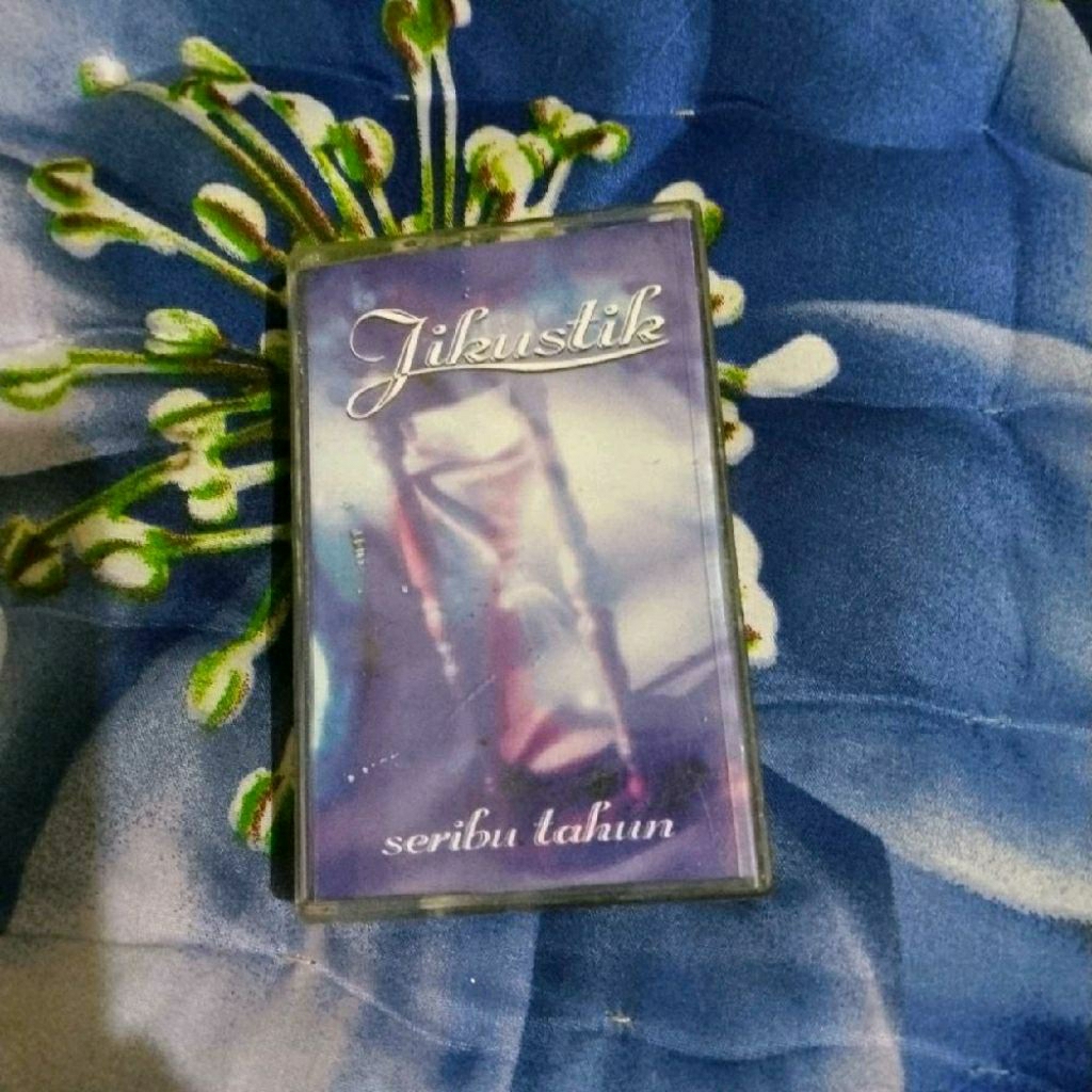 kaset Pita Jikustik seribu tahun