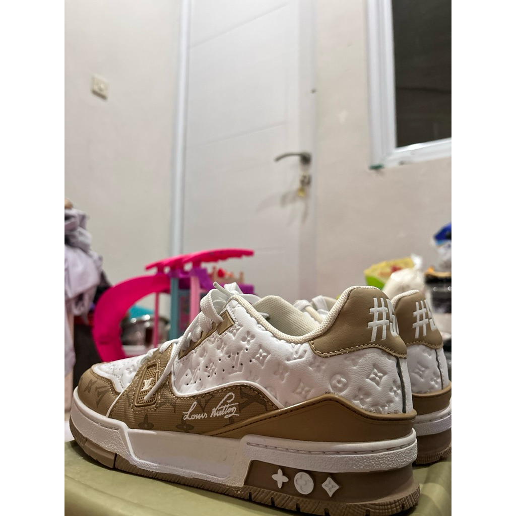 [PRELOVED] Sepatu Louis Vuitton