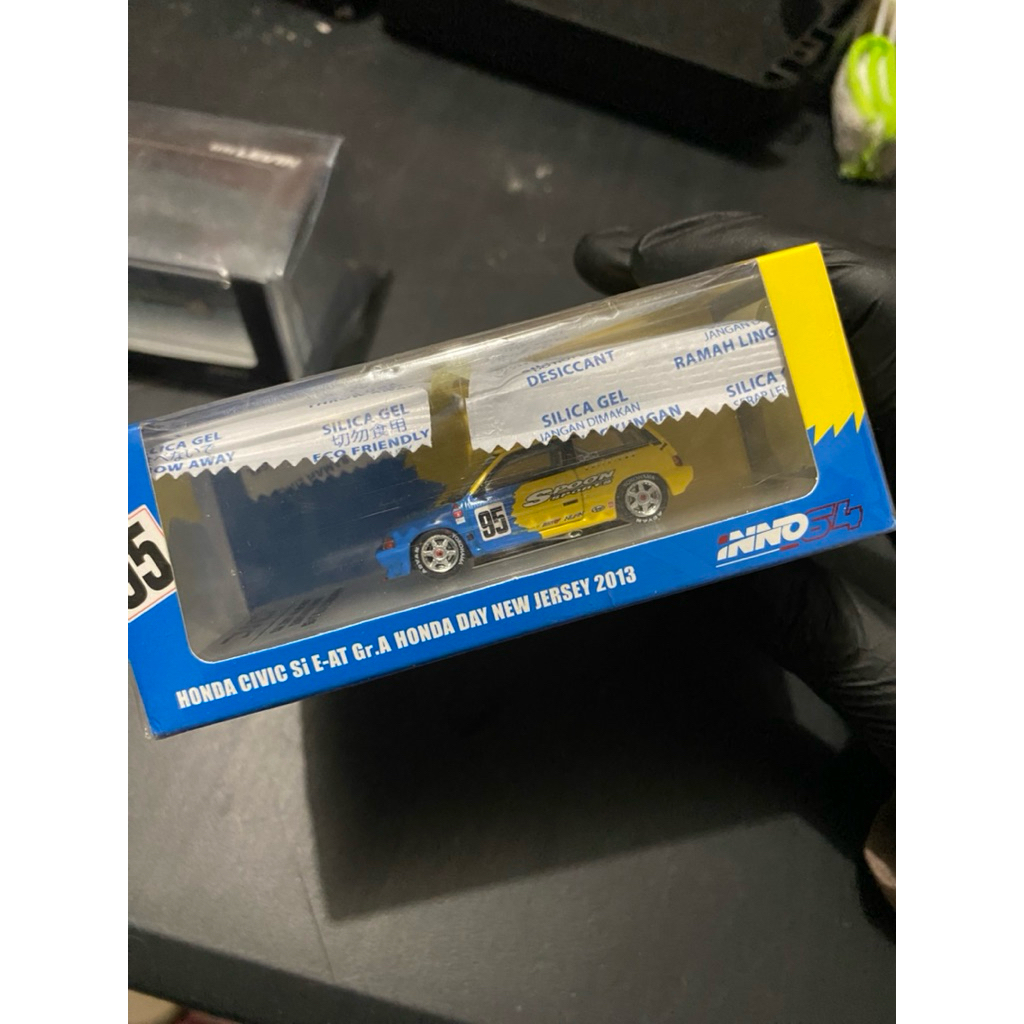 inno64 civic wonder sb3 spoon diecast 1/64