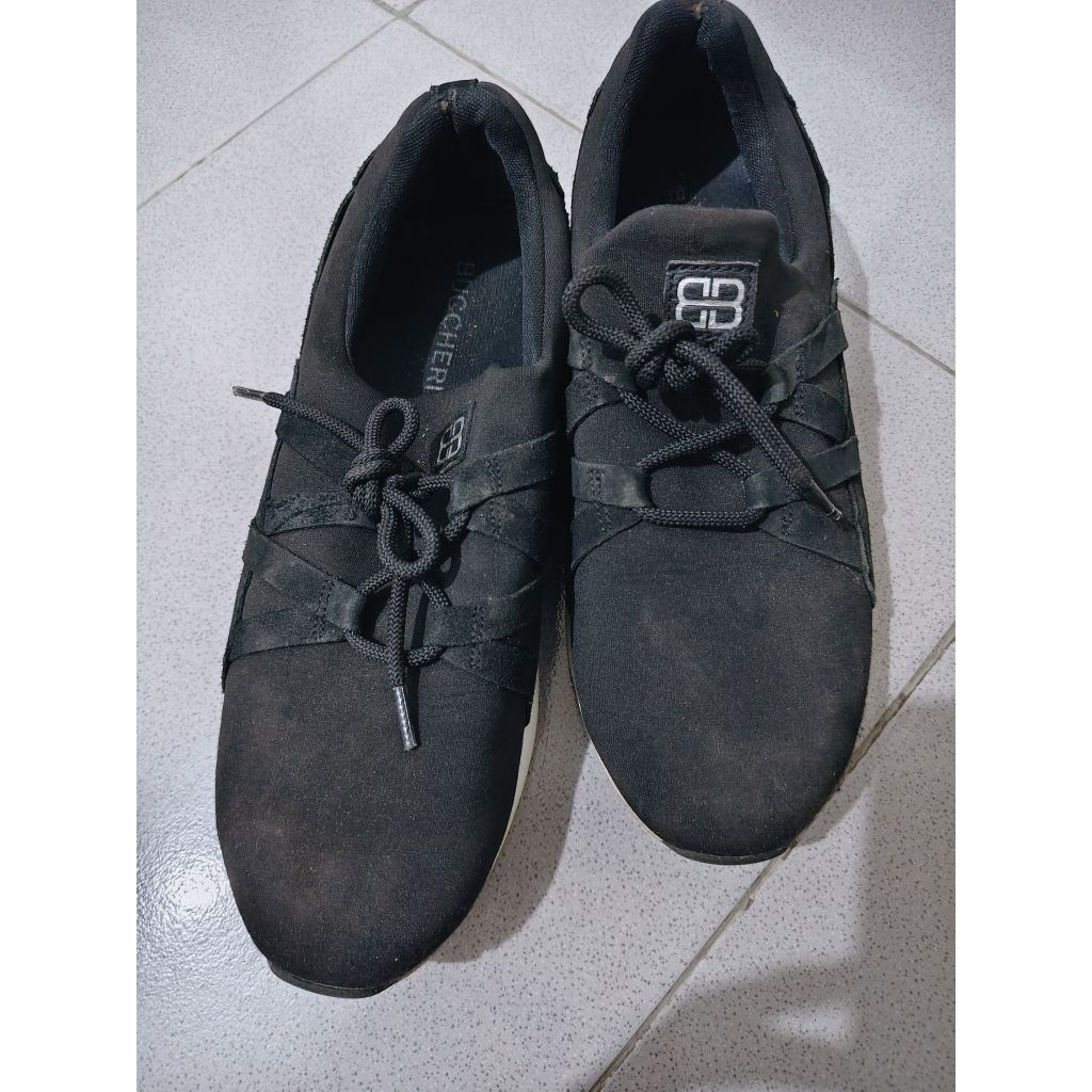 pl sepatu pria bucheri
