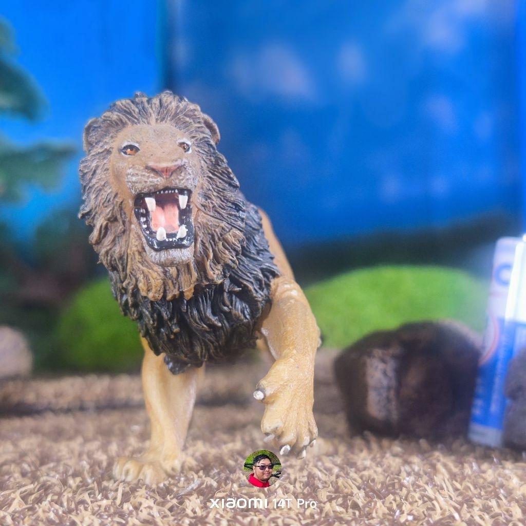 Papo 2003 Lion figure