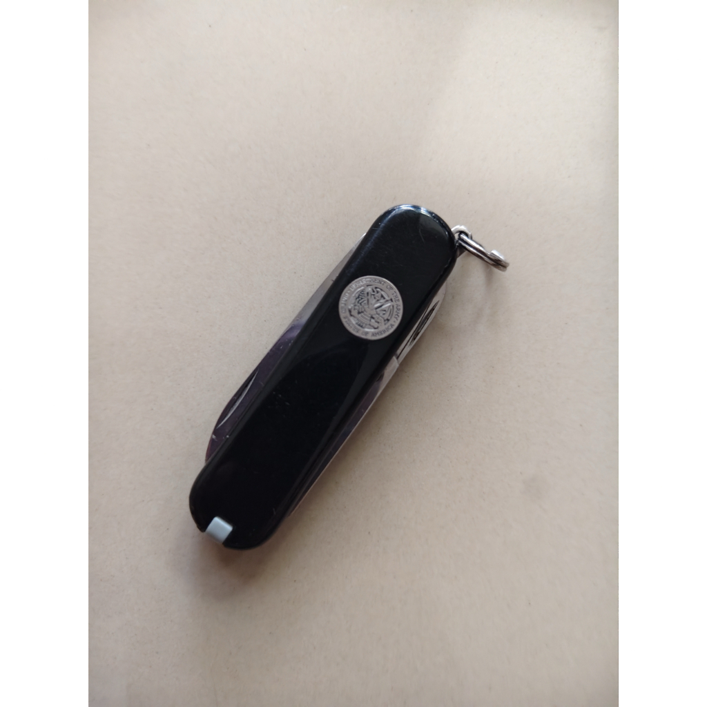 GANTUNGAN KUNCI PISAU LIPAT VICTORINOX CLASSIC SD US ARMY LIMITED RARE