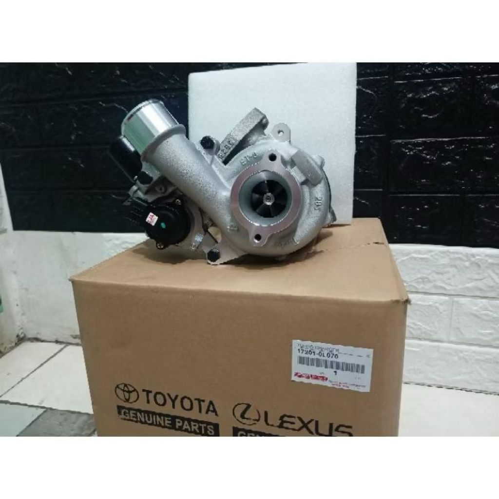 turbo ass hilux revo/fortuner 17201-0L070