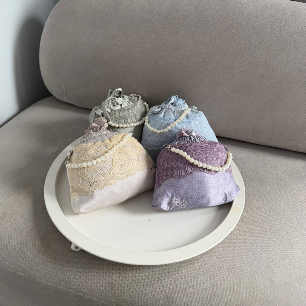 MUKENA ADIBA SILK MOTIF | Mukena Motif | Mukena Silk | Mukena Renda