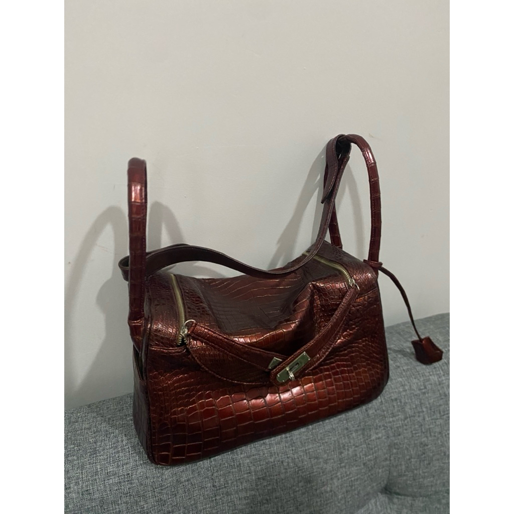 PRELOVED TAS PESTA/ TAS KULIT ASLI