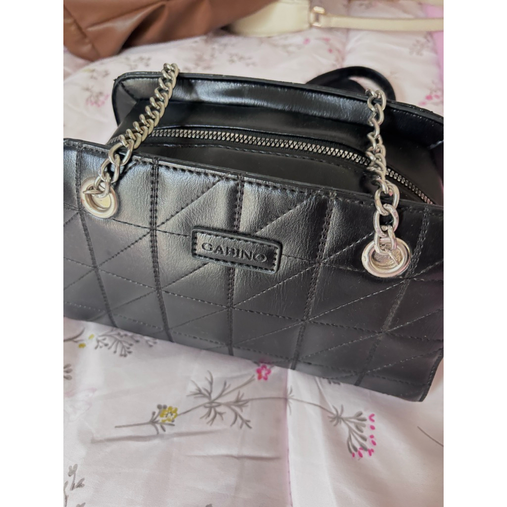 Sling Bag Gabino black