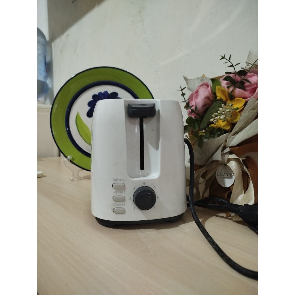 toaster panggangan roti kris
