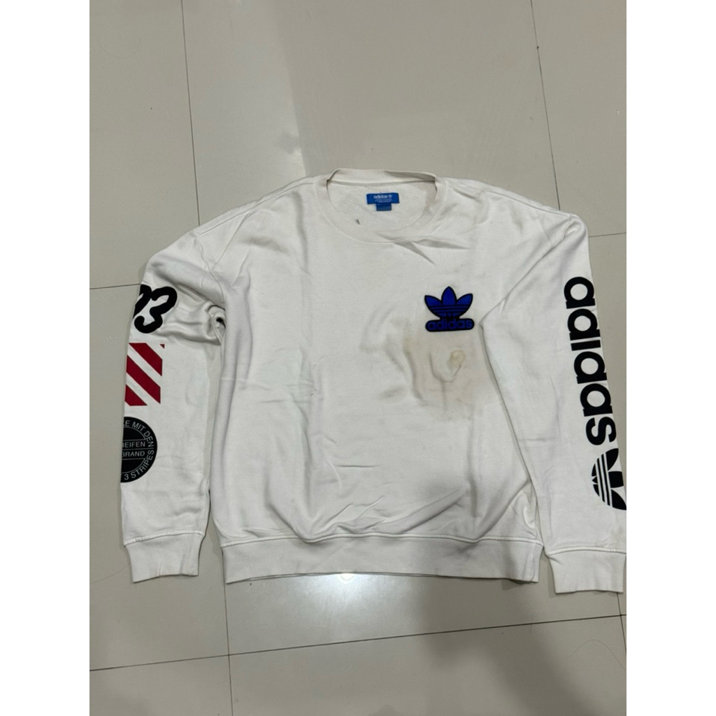 preloved crewneck adidas