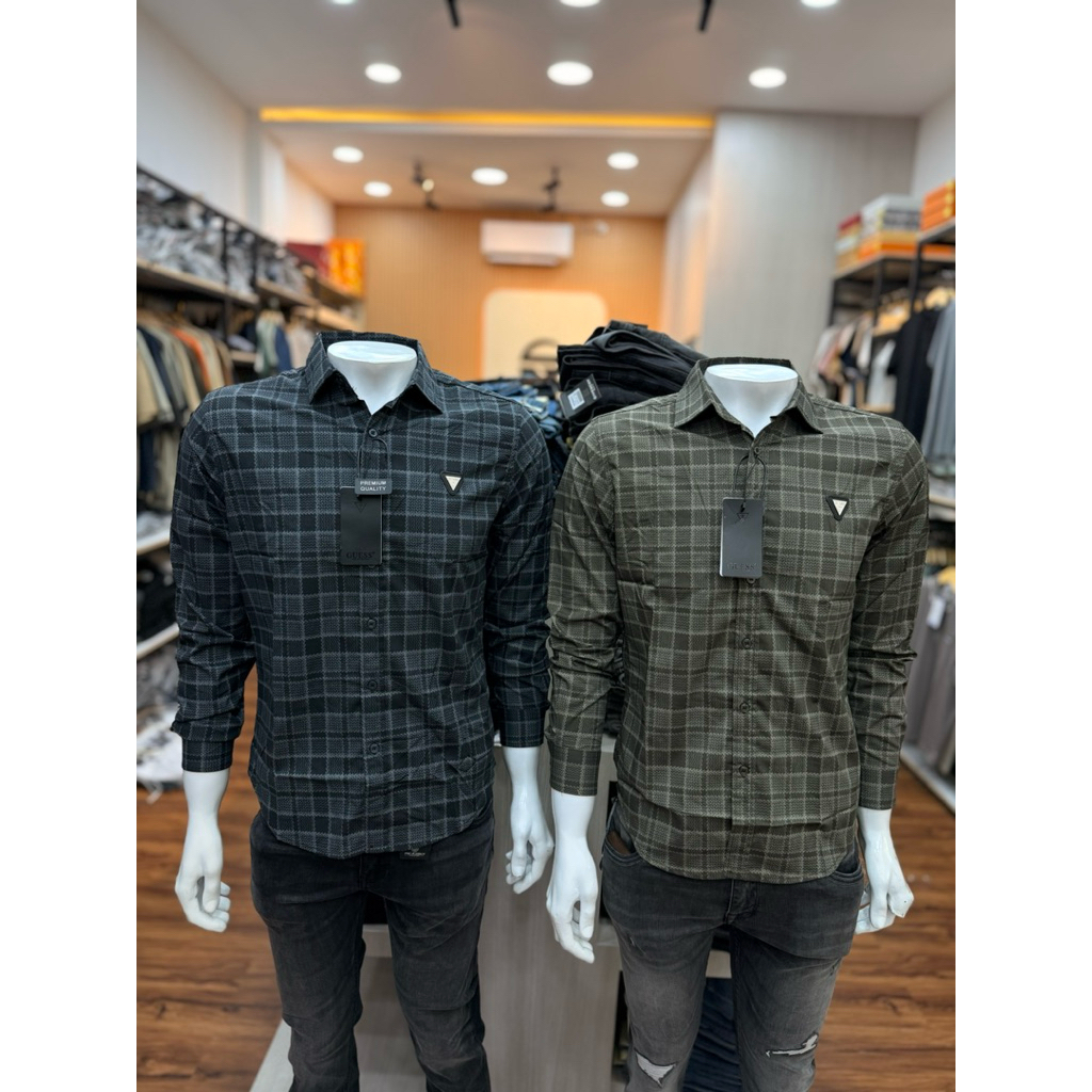 Kemeja lengan panjang motif unik