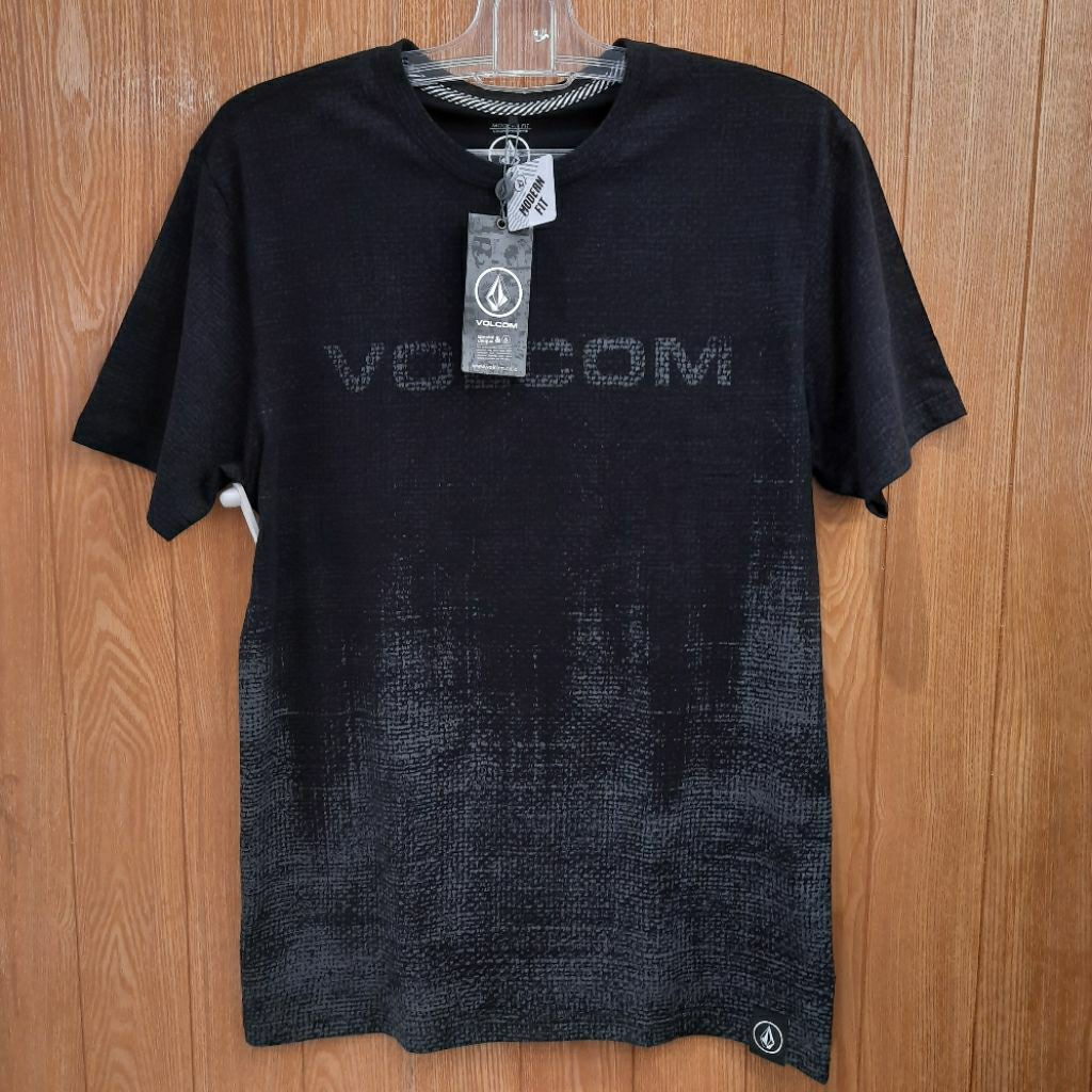 Kaos Pria Volcom original [ TERBARU ]