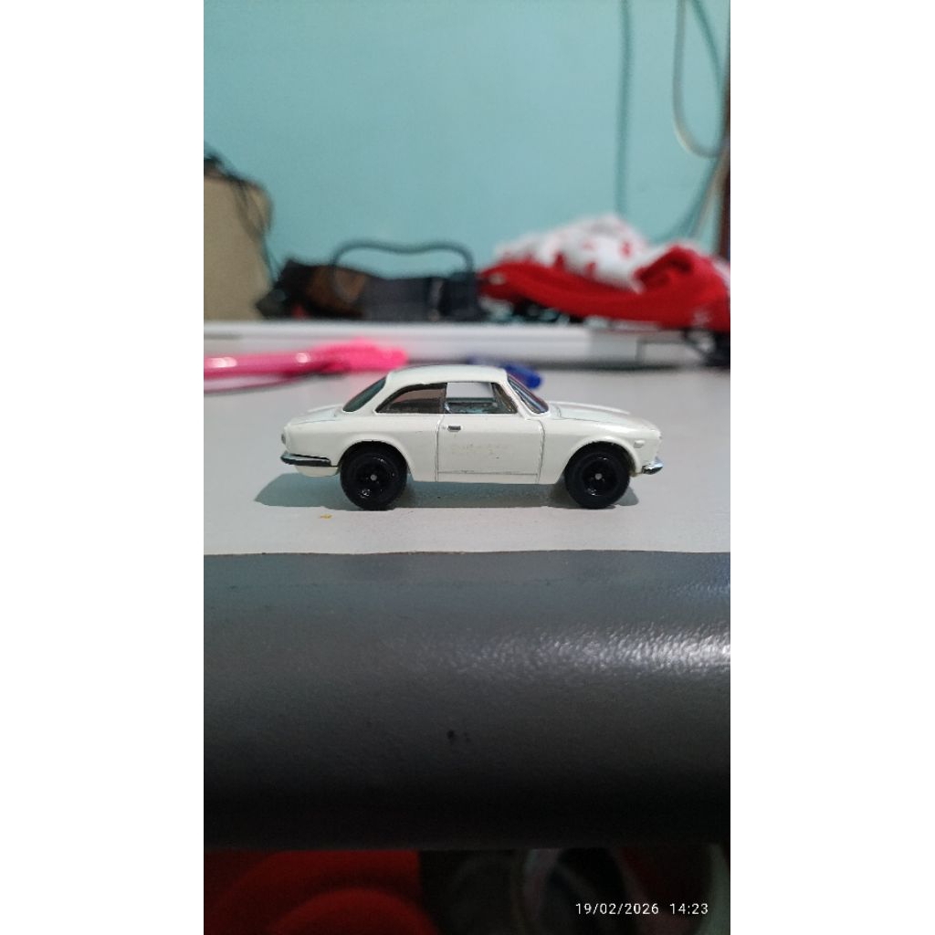 Matchbox Alfa romeo giulia sprint gta -1965