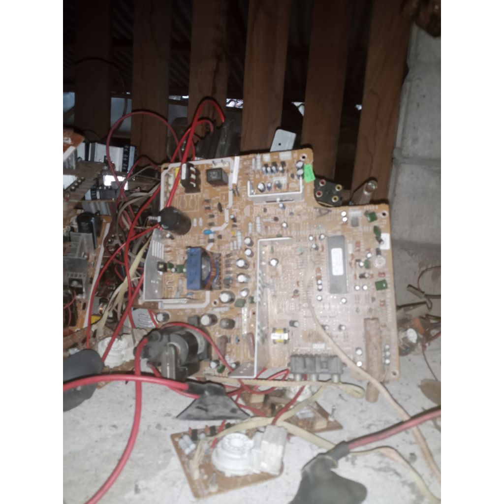 mesin tv akari 21" mati blm coba