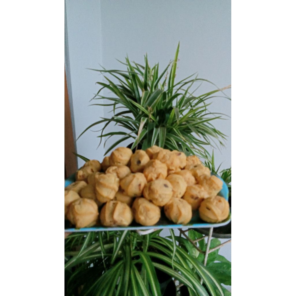 Kue sus kering isi coklat