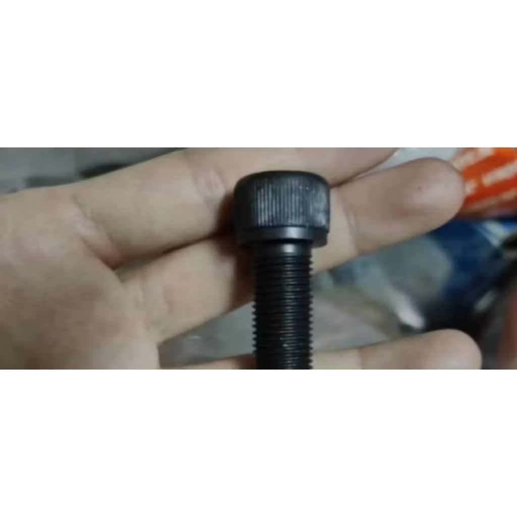 baut L baja drat halus m10x20 mm / baut baja L drat halus m10 x 20 mm / baut L baja m10 x 20 mm drat