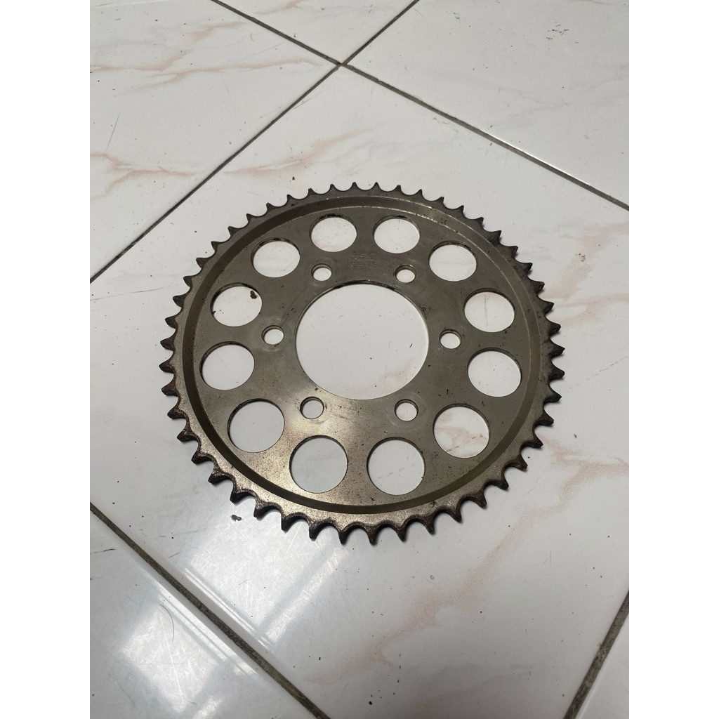 gear gir belakang cbx cb150r baut 6 merek sss