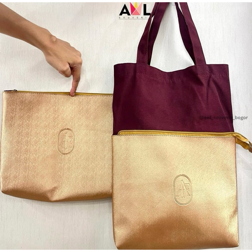 Totebag Canvas polos prada pouch
